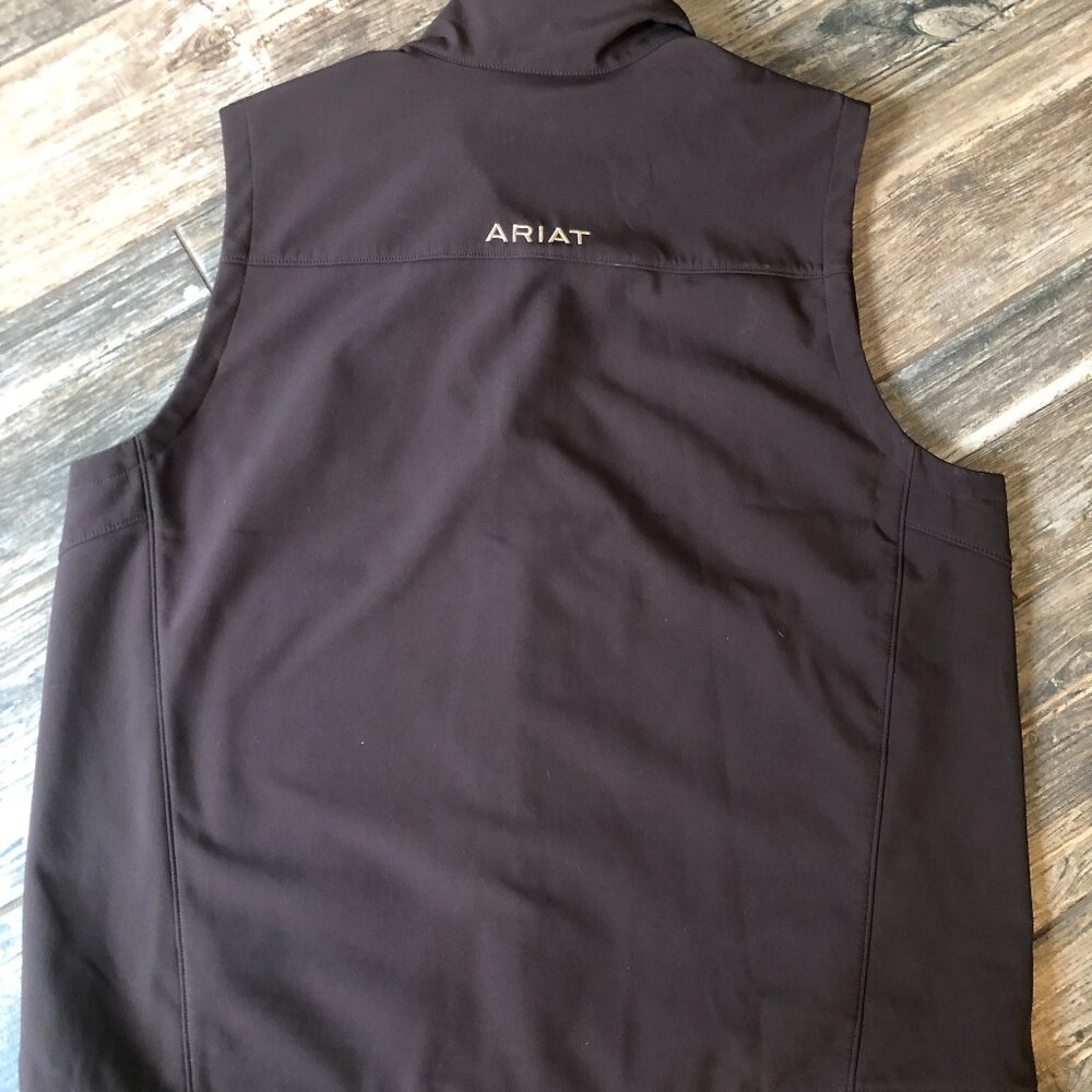 ARIAT XL Men's Logo Softshell 2.0 Cav Vest Espresso Brown